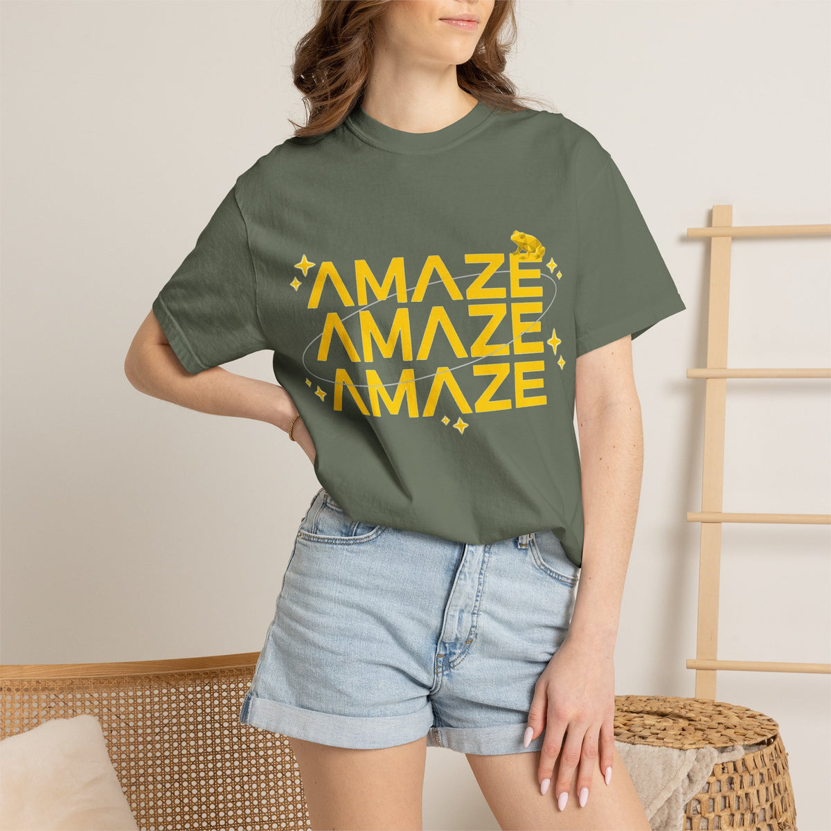 Amaze Amaze Amaze Shirt, Retro Stacked Type Tee, Tiny Frog Graphic Shirt, Funny Minimal Gift