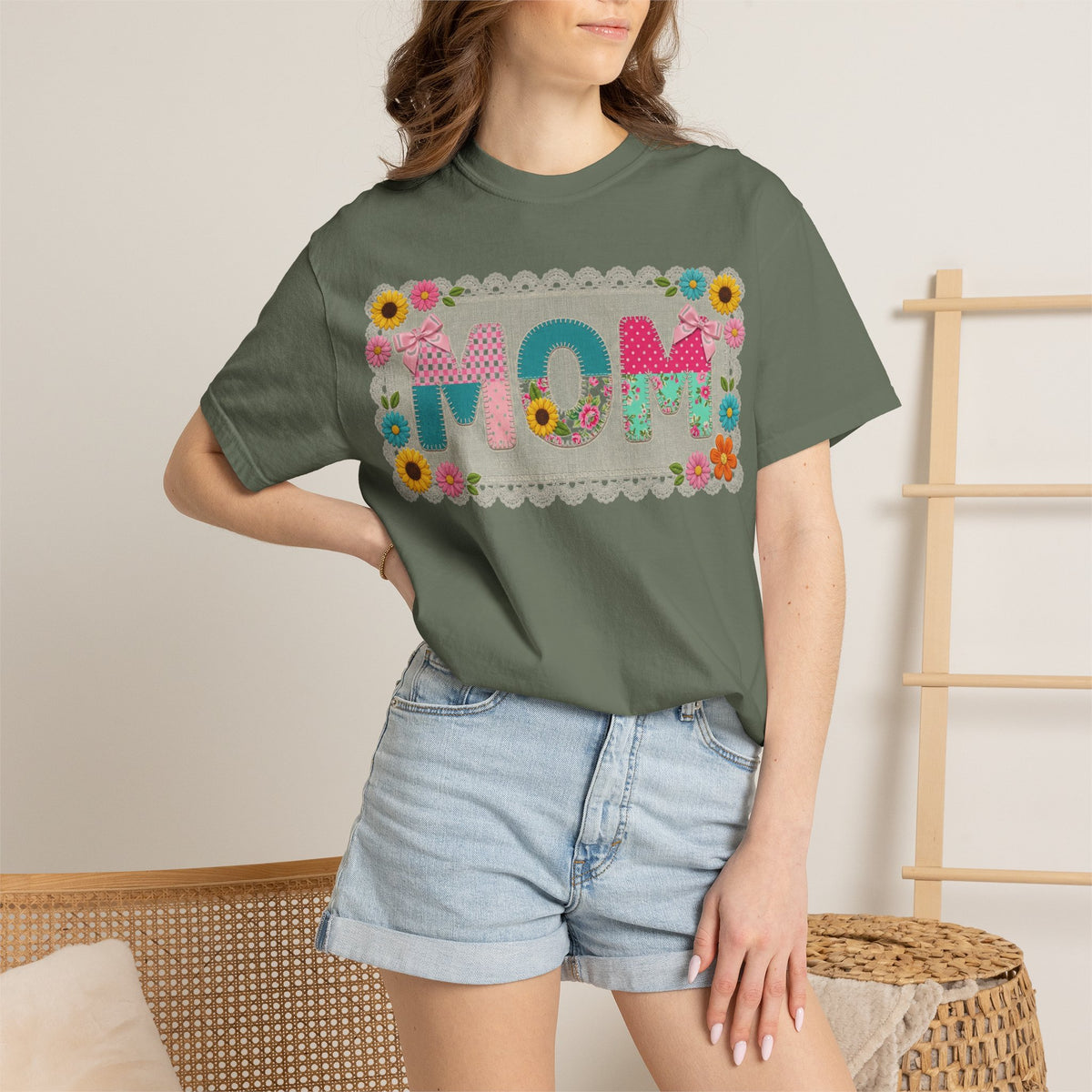 Mom Patchwork Applique Shirt, Faux Embroidery Floral MOM Tee, Mothers Day Shirt, Gift For Mom
