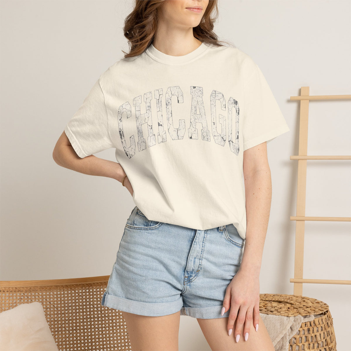 Chicago Vintage Shirt, Distressed Varsity Chicago Tee, Illinois Home City Shirt, Chicago Gift