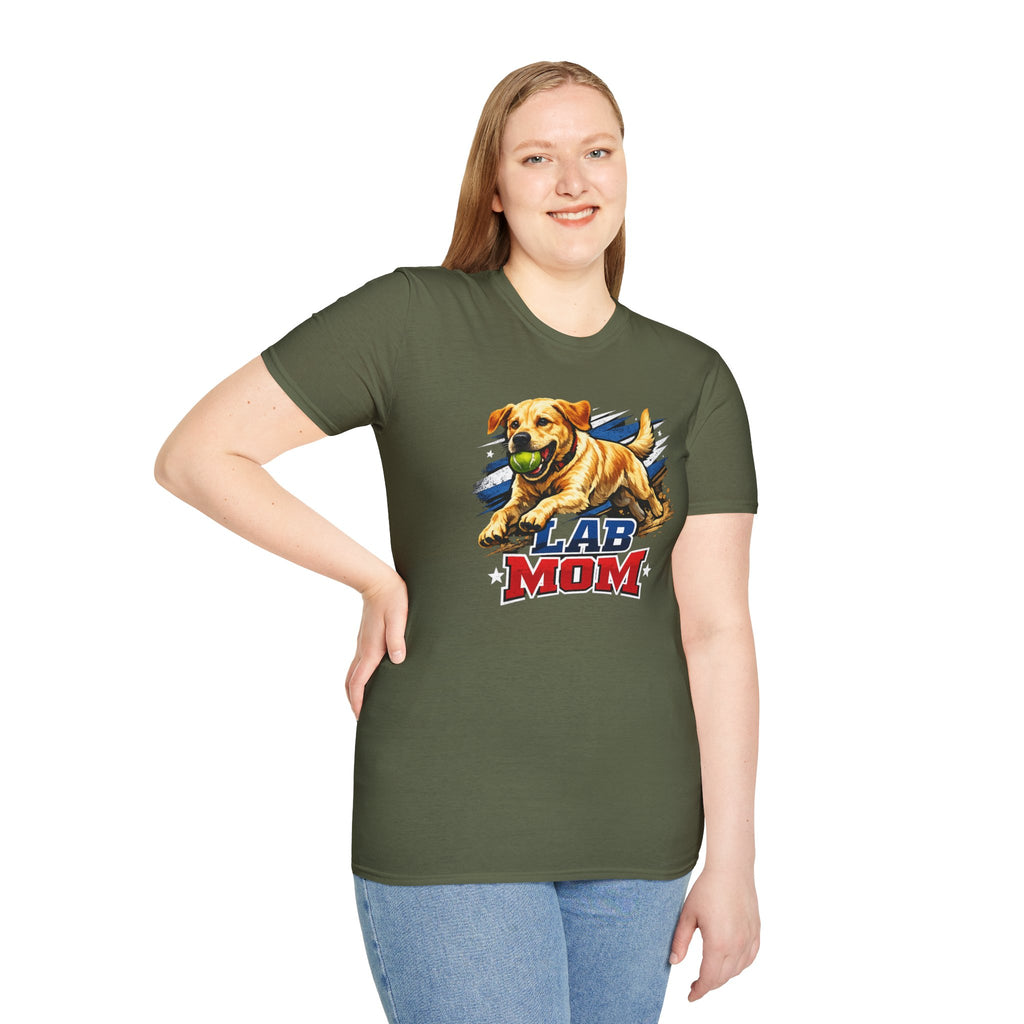 Lab Mom T-Shirt – Cute Yellow Labrador Graphic Tee for Dog Lovers