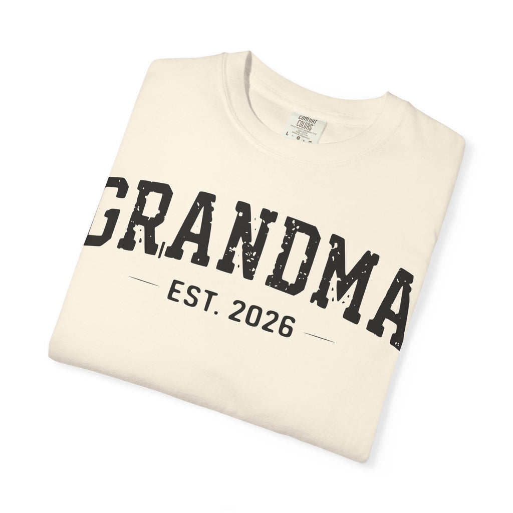 Grandma Est 2026 Shirt, Distressed Varsity New Grandma Tee, Pregnancy Announcement Shirt, Grandma Gift