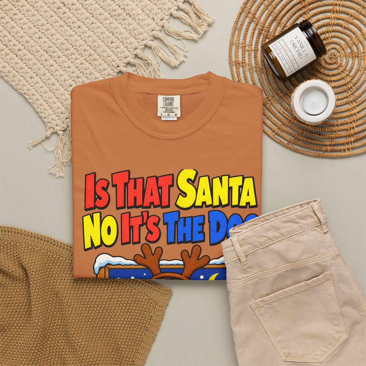 Funny Dog Gift Is That Santa No It's The Dog Ornament Mug Shirt Christmas Gift for Dog Mom Dog Dad Dachshund Pet Lover