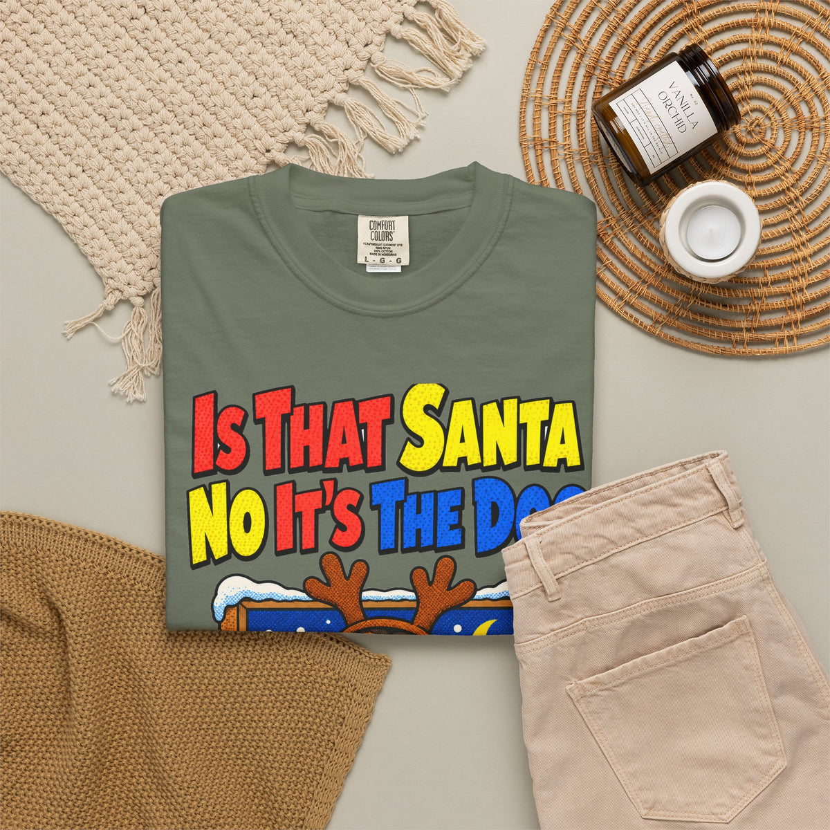 Funny Dog Gift Is That Santa No It's The Dog Ornament Mug Shirt Christmas Gift for Dog Mom Dog Dad Dachshund Pet Lover