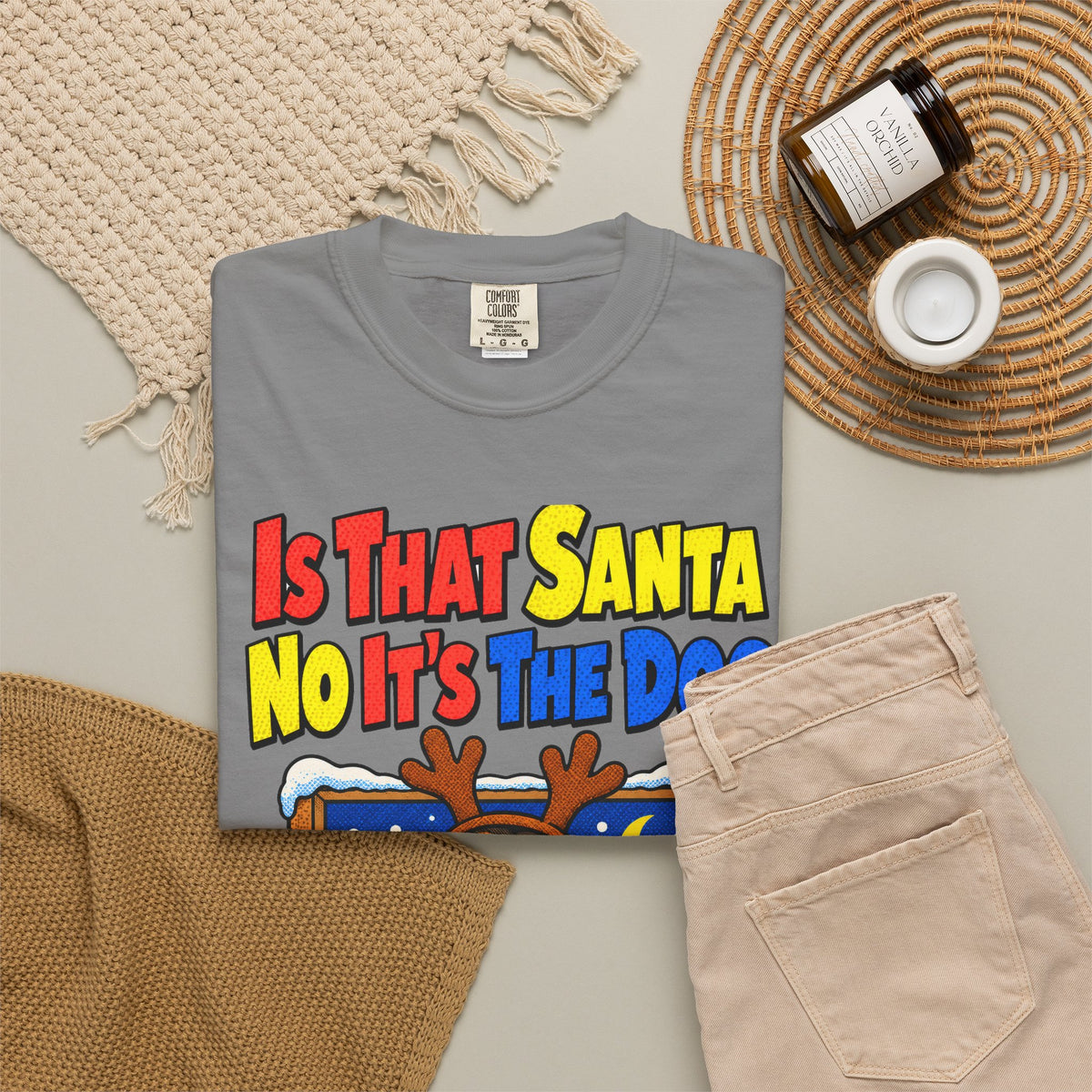 Funny Dog Gift Is That Santa No It's The Dog Ornament Mug Shirt Christmas Gift for Dog Mom Dog Dad Dachshund Pet Lover