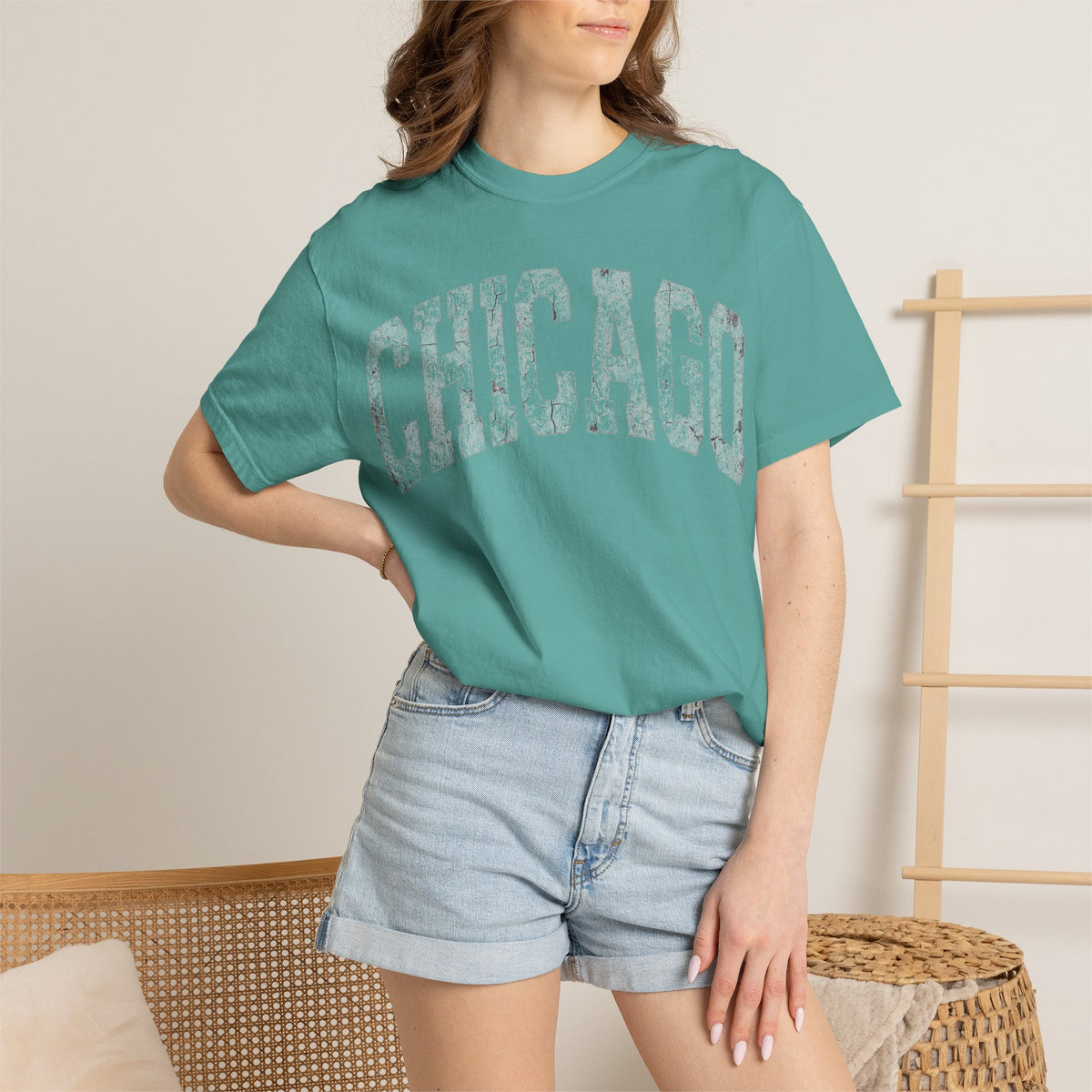 Chicago Vintage Shirt, Distressed Varsity Chicago Tee, Illinois Home City Shirt, Chicago Gift
