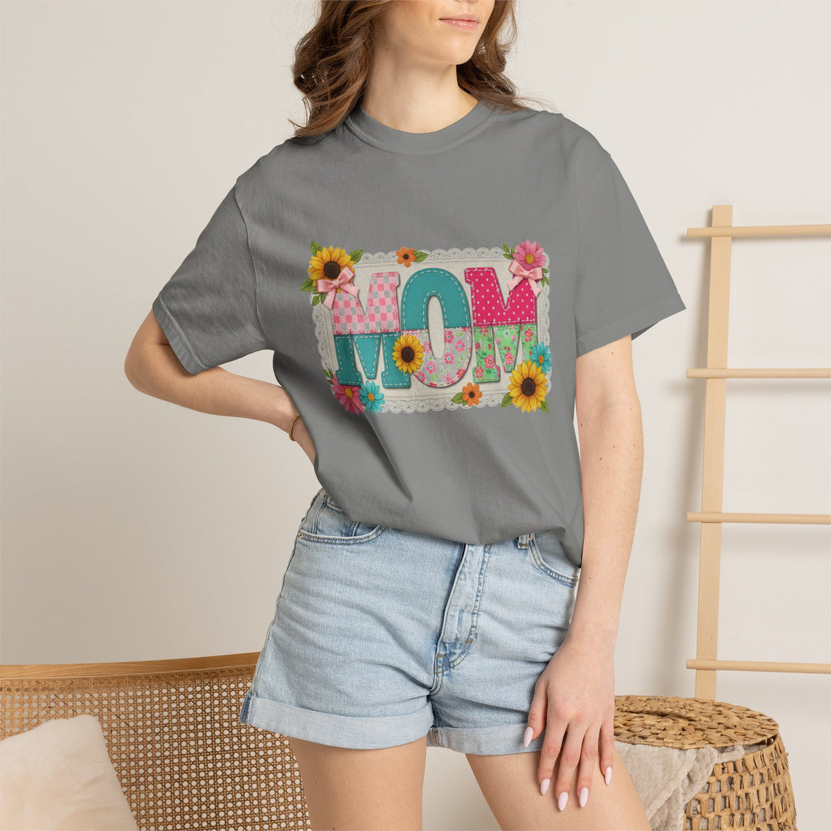 Mom Sunflower Applique Shirt, Faux Stitch Floral MOM Tee, Mothers Day Shirt, Mom Gift