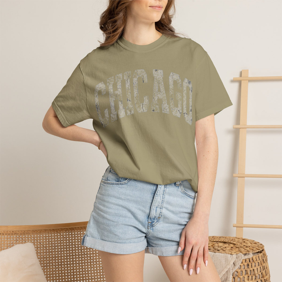 Chicago Vintage Shirt, Distressed Varsity Chicago Tee, Illinois Home City Shirt, Chicago Gift