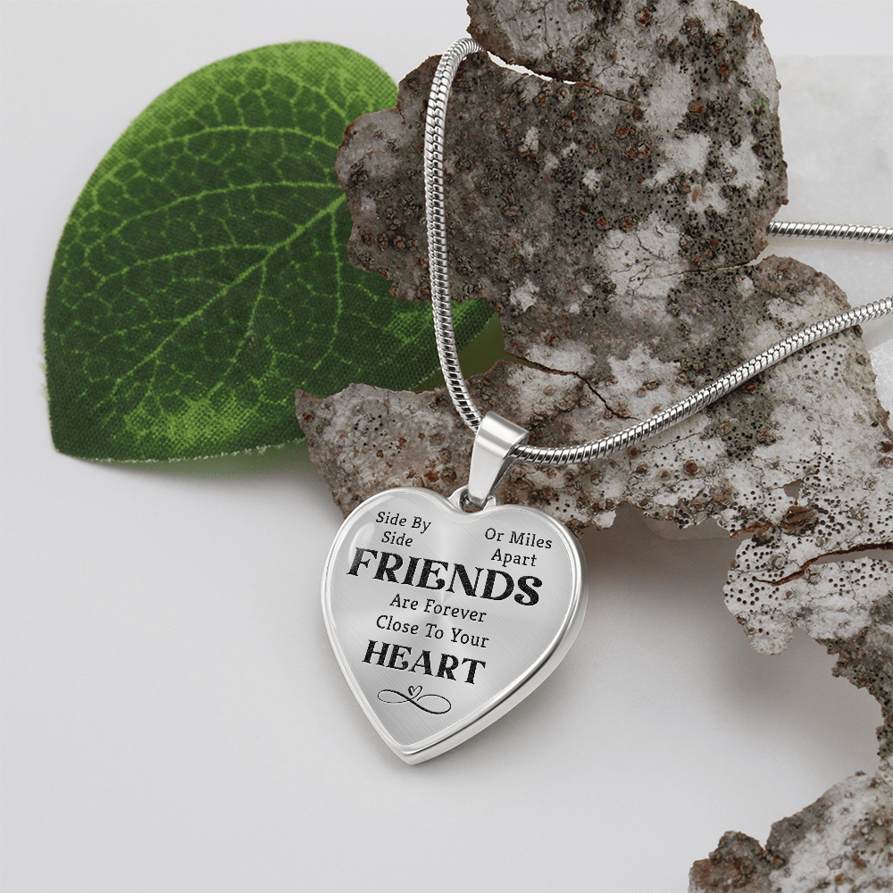 Side By Side Friends Graphic Heart Necklace - Engraved Heart Pendant with Gift Box, Friendship Gift for Best Friend
