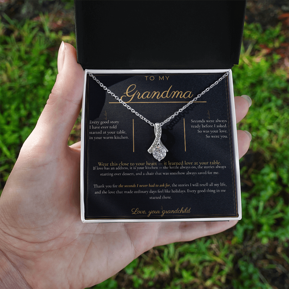 To My Grandma Necklace - Alluring Beauty Pendant with Message Card, Funny Christmas Gift for Grandma from Grandkids